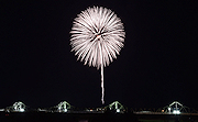 記事「慰霊の想い、夜空へ」の画像