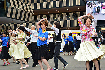 「ラウンドダンス」の画像