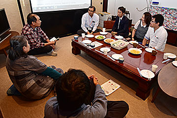 「今年度は12月末まで受け入れを行っています」の画像