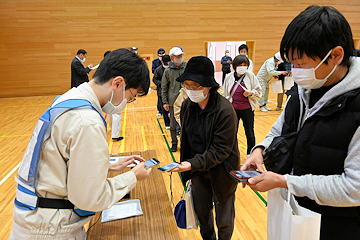 「QRコードを利用した避難者受け付け」の画像