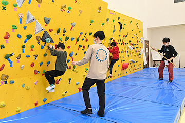 「小学生向けの体験会」の画像