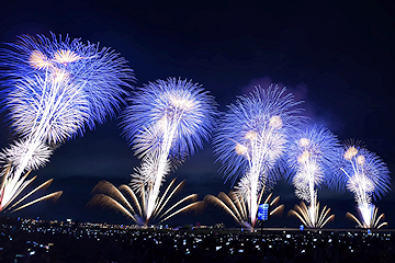 「復興祈願花火フェニックス　希空〜まれぞら〜」の画像1